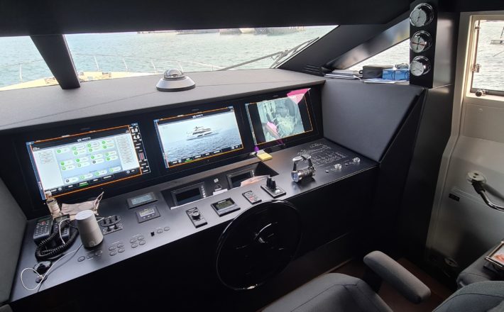 FERRETTI 850 WATERMACHINE
